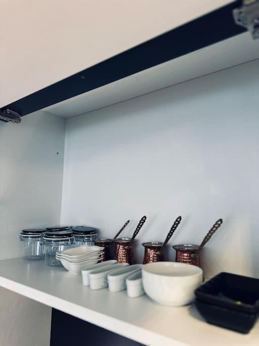 Priam Apartment Prishtine Bagian luar foto