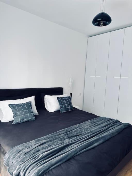 Priam Apartment Prishtine Bagian luar foto