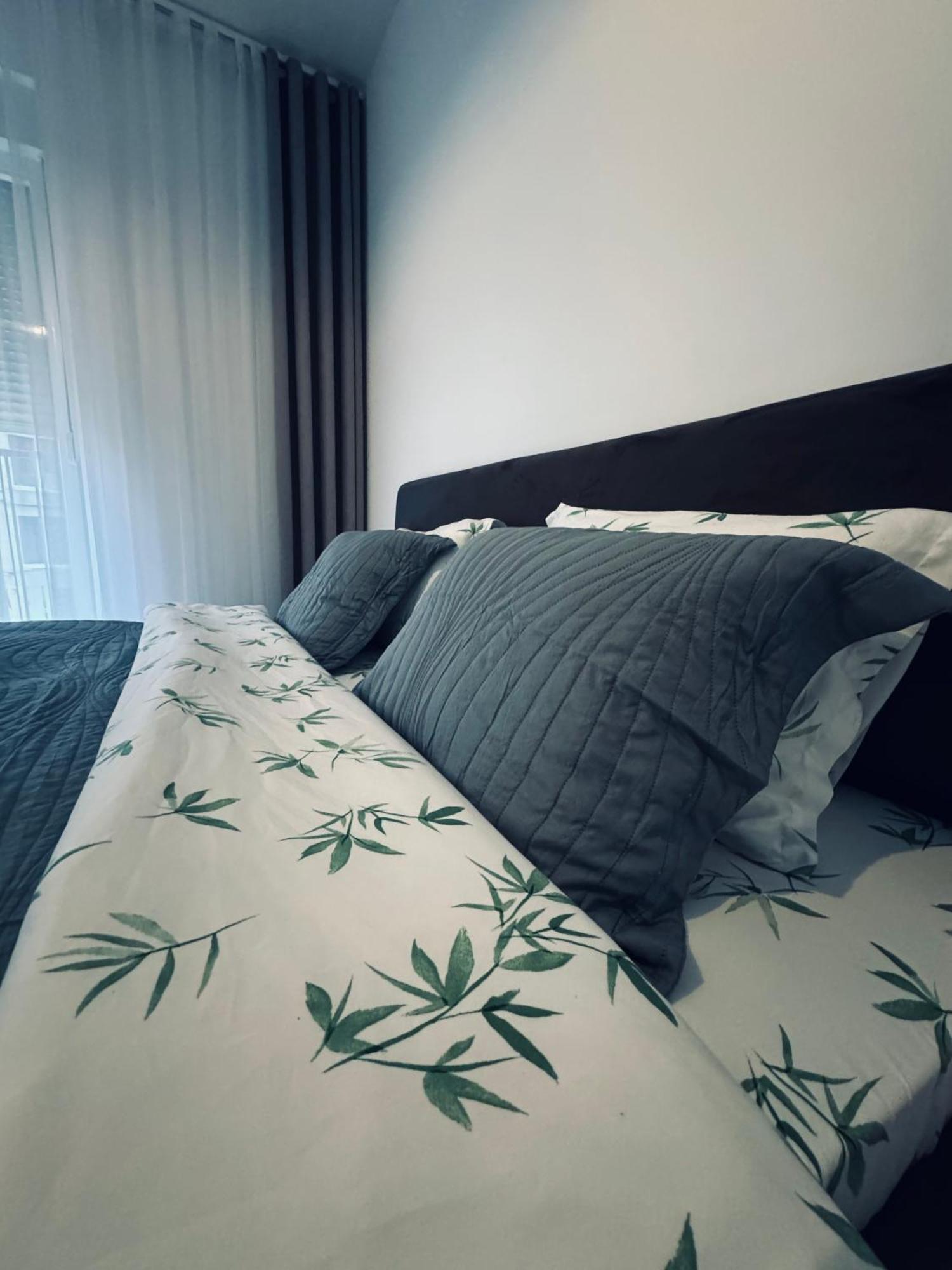 Priam Apartment Prishtine Bagian luar foto
