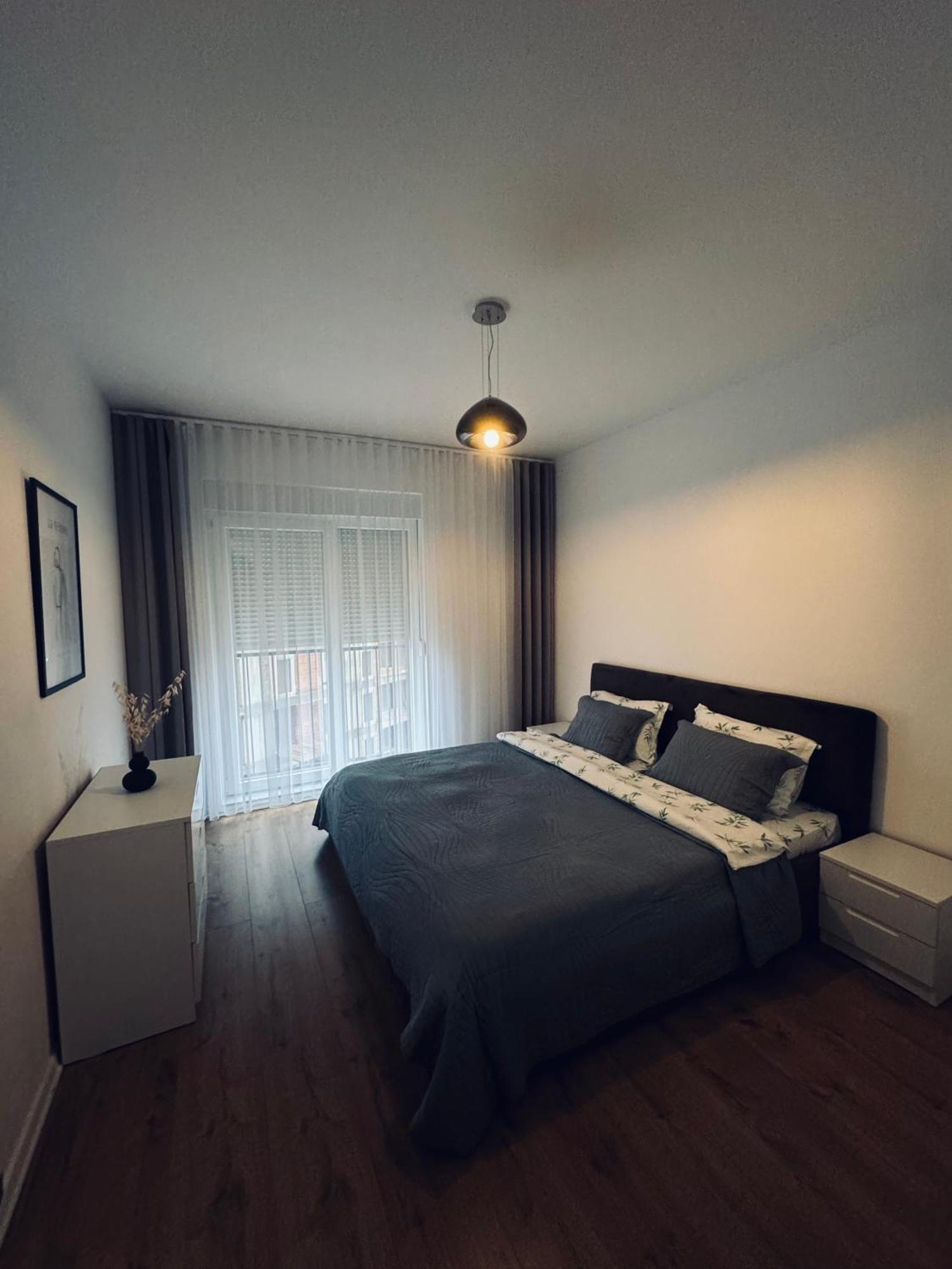Priam Apartment Prishtine Bagian luar foto